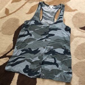 Splendid camo tank